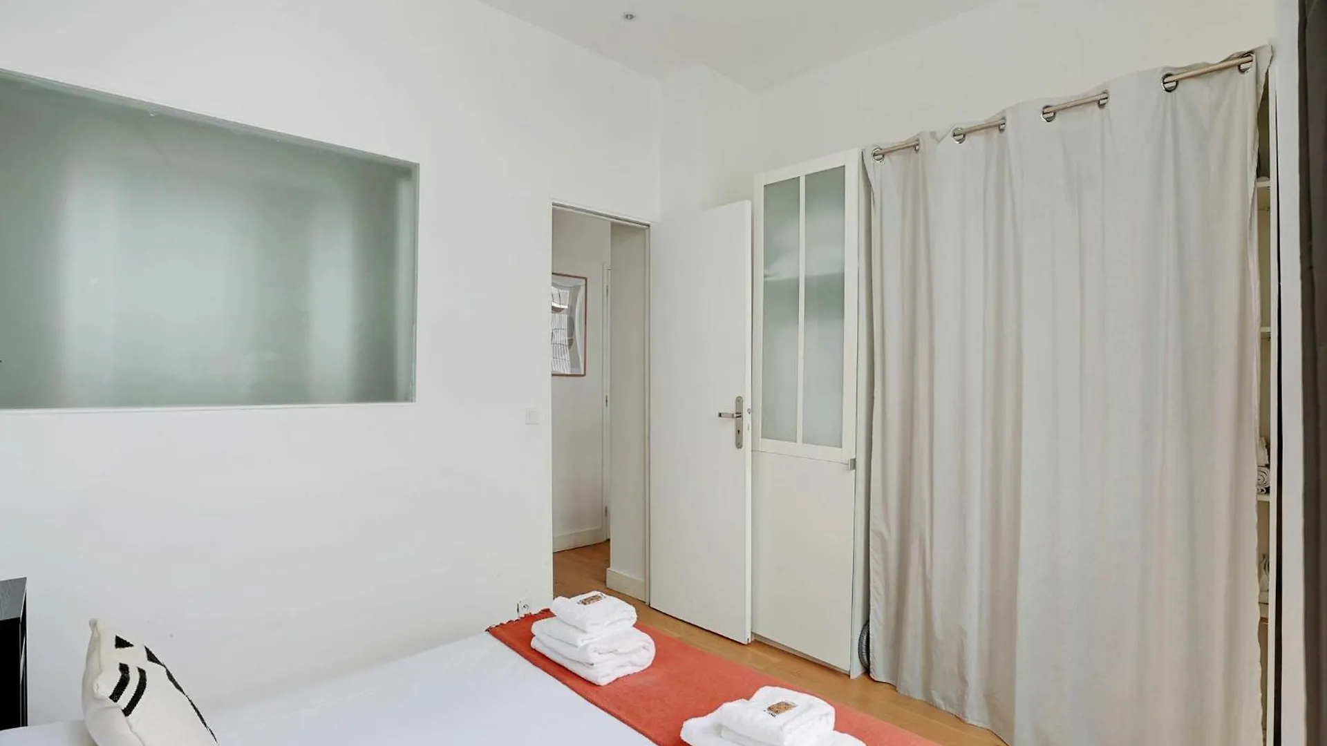 Apartment In Bastille With 1 Room Paris